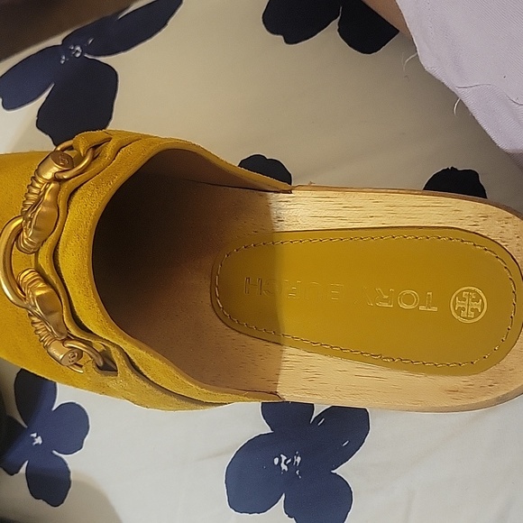 Clog - Picture 2 of 4